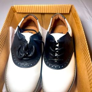 UPPER CLASS YOUTH WHITE/BLACK LEATHER SADDLE OXFORDS Size 11W NEW